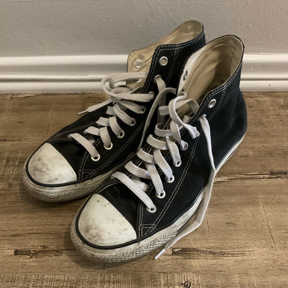 High Top Chucks women’s 9